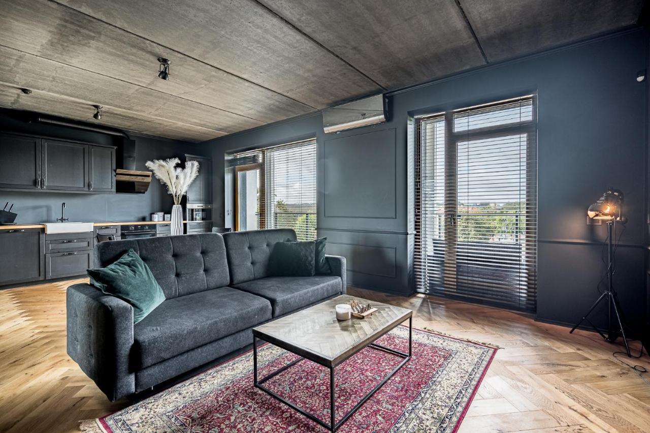 City Center Panoramic Penthouse with Rooftop Terrace - Self Check-In 2