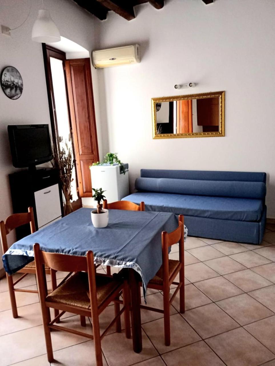 Casa Del Sole Apartment in Downtown Cagliari 2