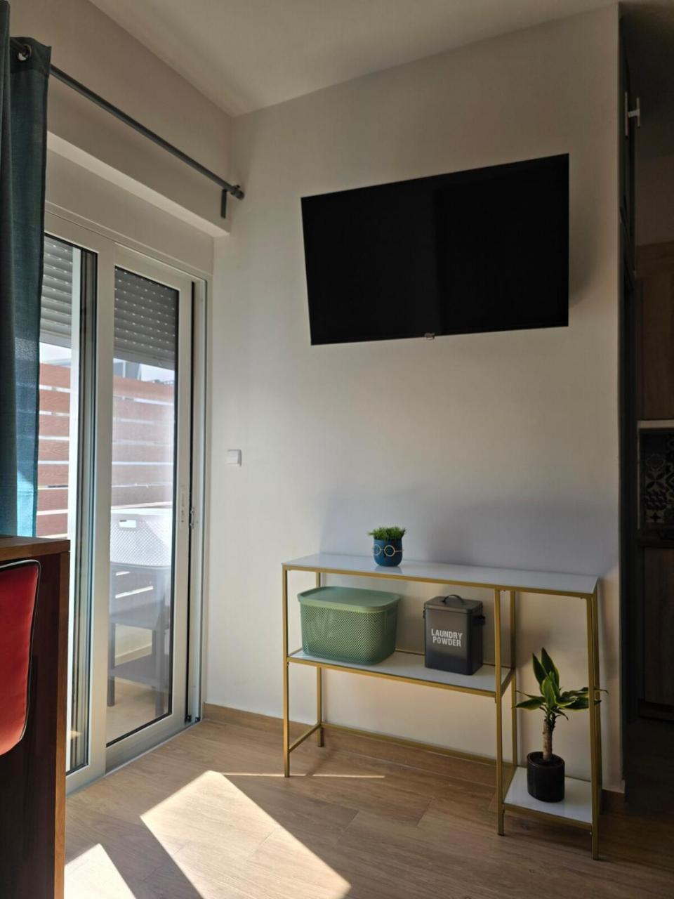 The Cozy Nest in Rhodes 1