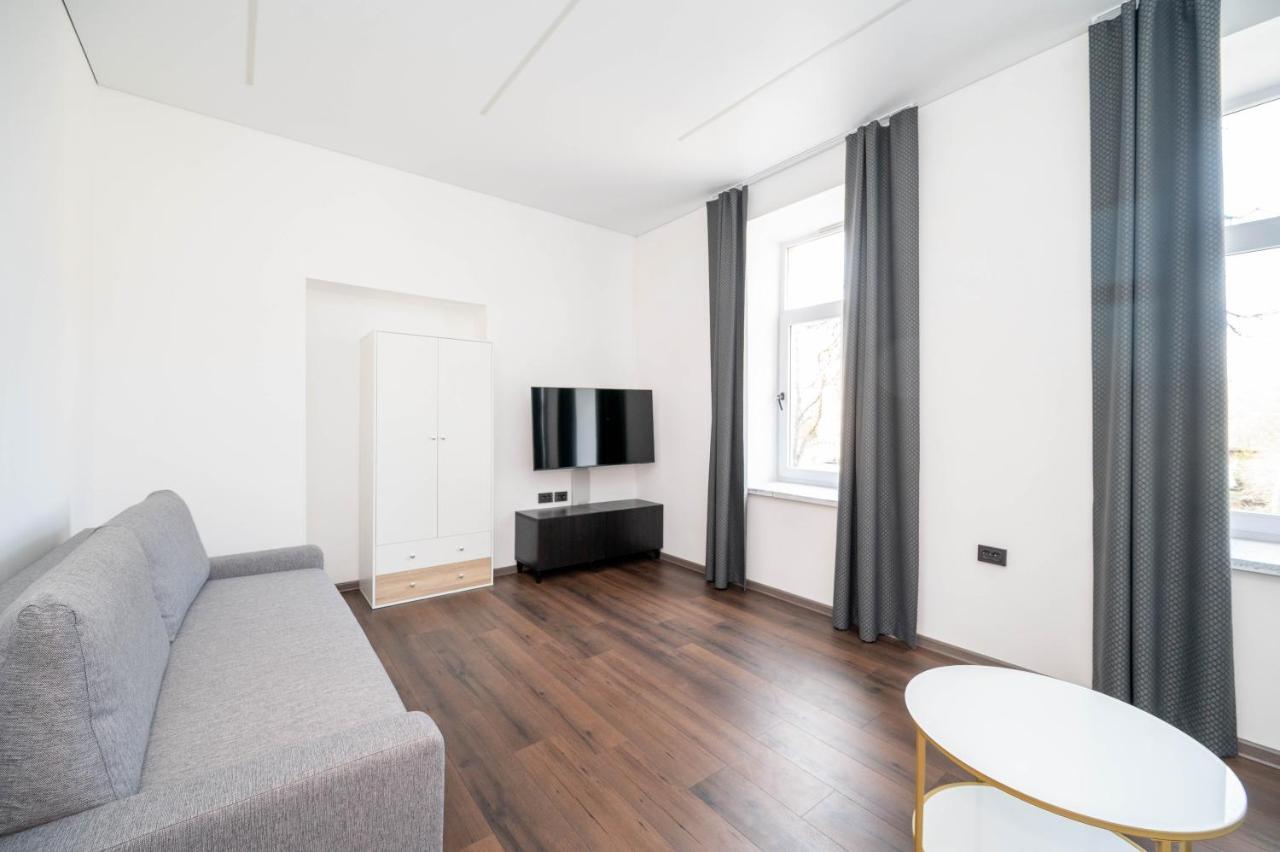 Newly Renovated Flat, Self Check in 24h, Netflix, Parking 2