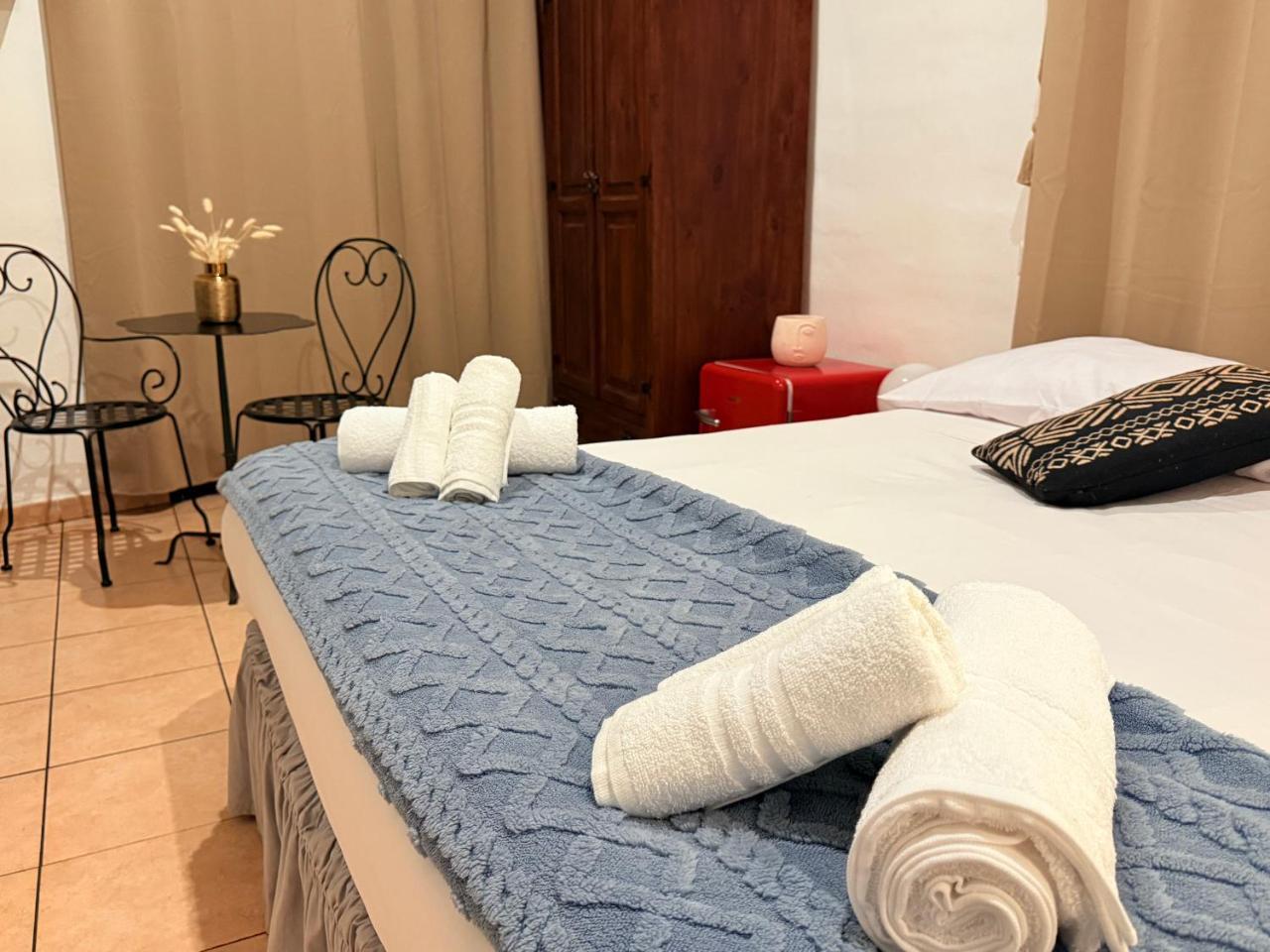 Luxury 5br , 4ba Penthouse in the City Center 2