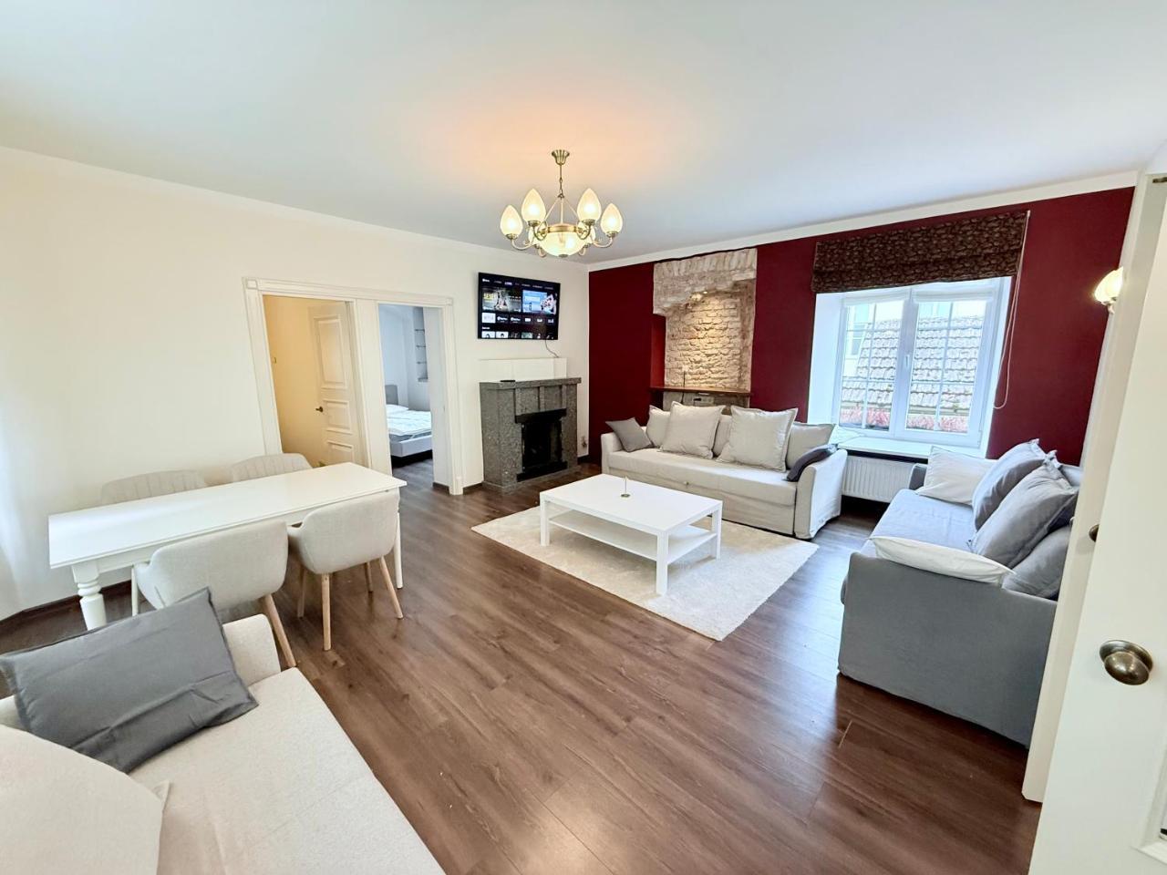 Pilies8 Luxury Vilnius Apartment 1