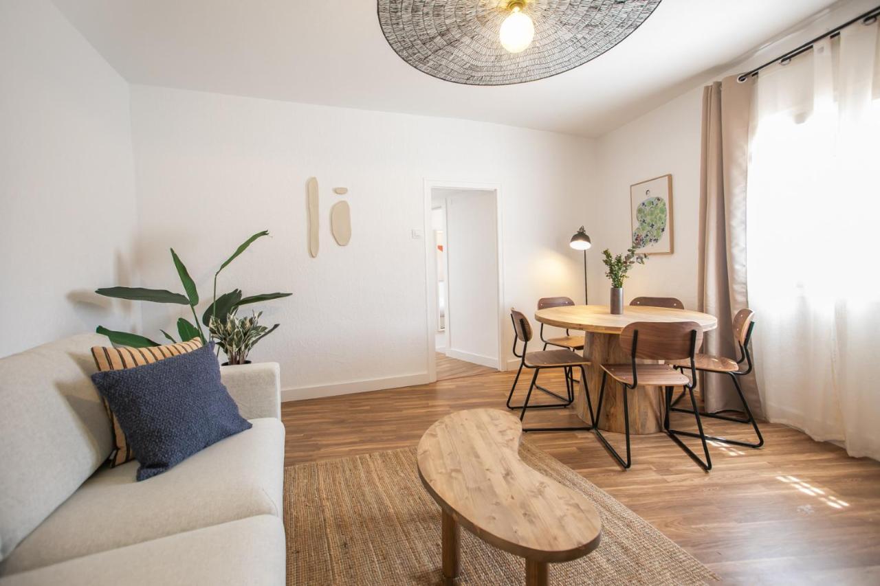 41ara1101- Apartment with Terrace 2