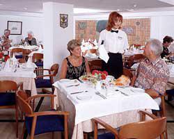 Izaka Apartments D377