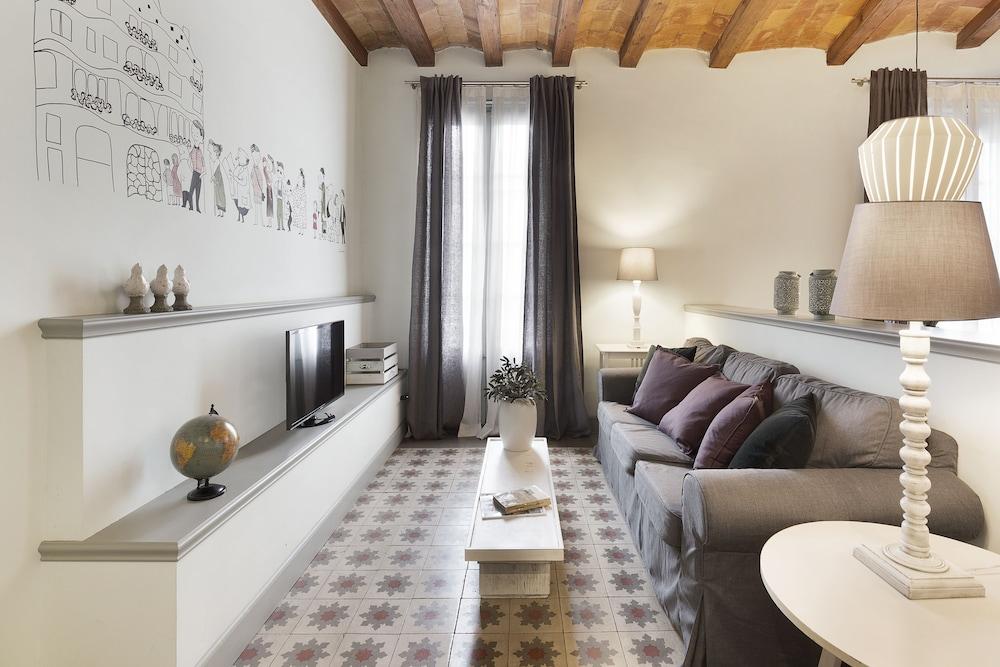 Habitat Apartments Alaia