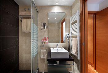 Castro Exclusive Residences - SPA Sagrada Familia 2