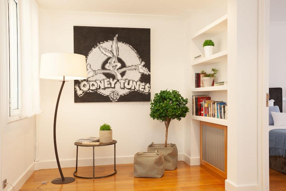 Click&Flat Balmes Luxury Penthouse 1