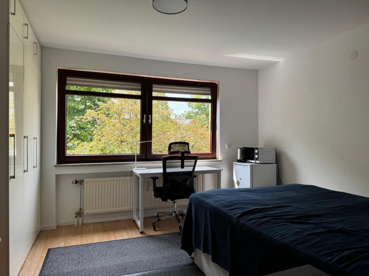 Schones Ruhiges Privatzimmer (Adults Only)