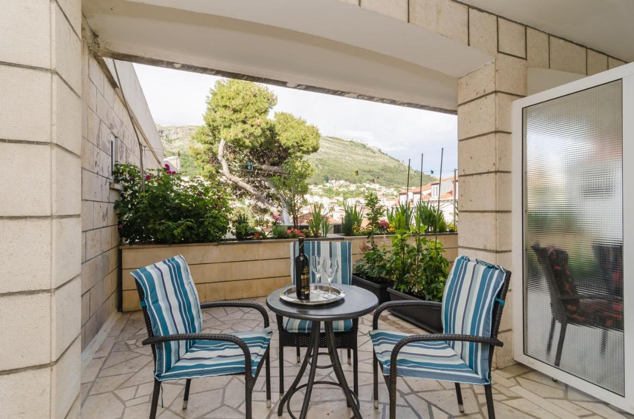 House Apartments Ariva