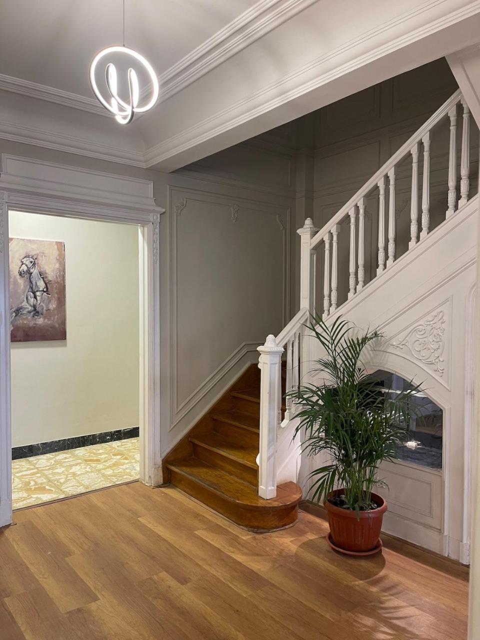 Stylish 3br Apartment with Stunning Nile View 1