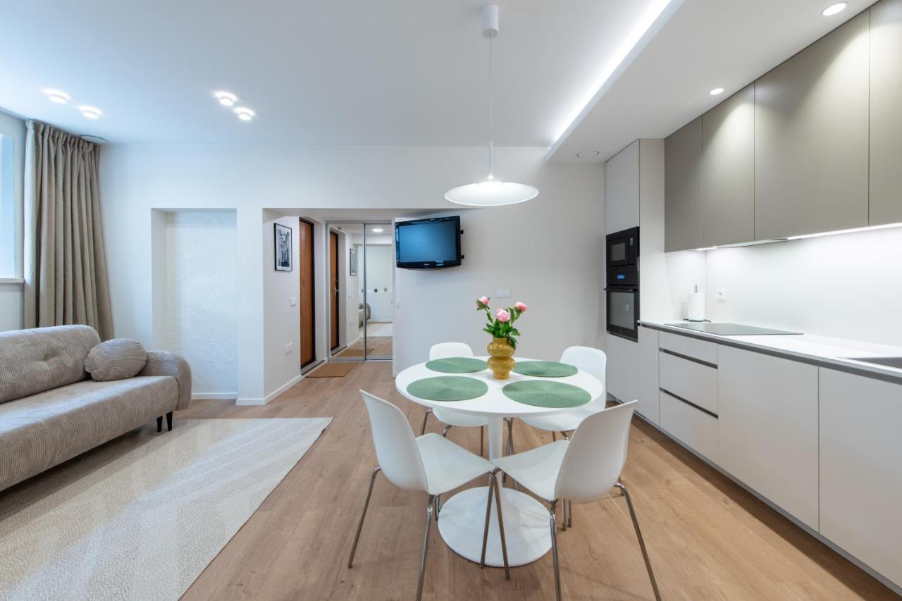 Opera Escape Studio 1