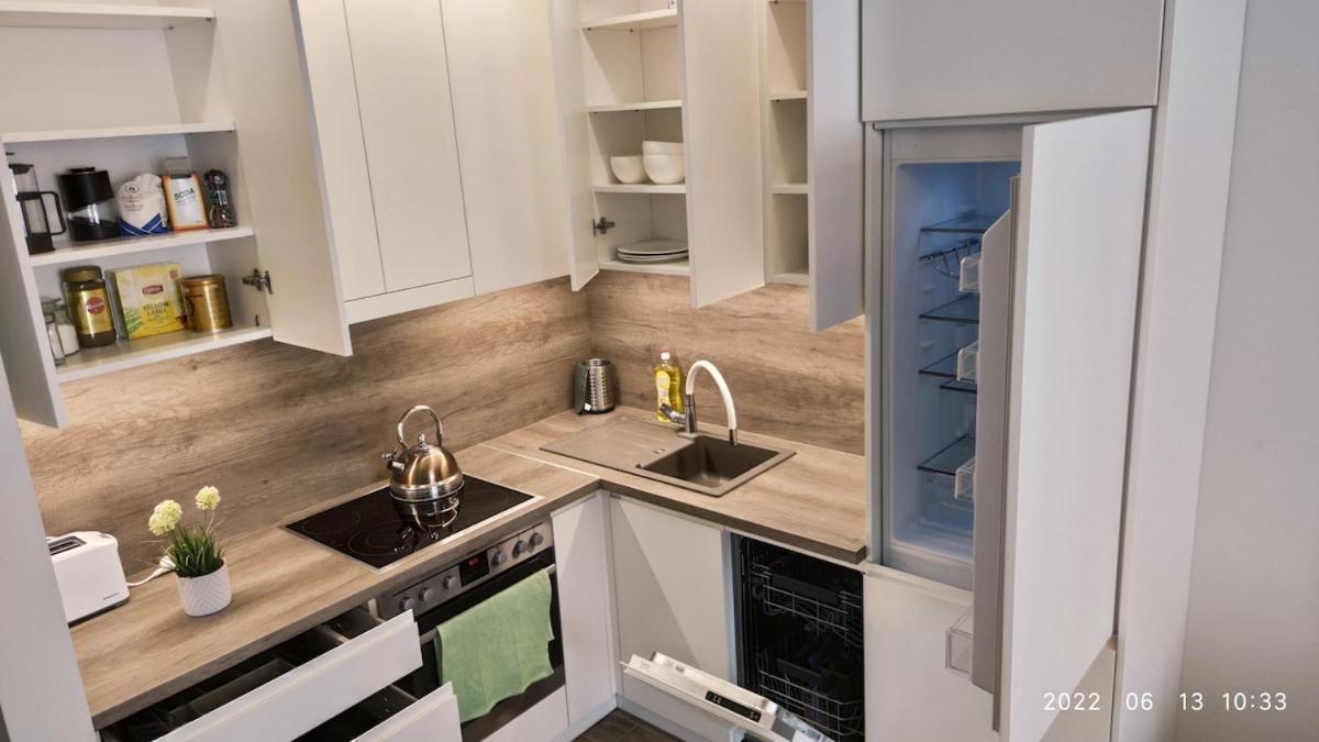 Happy Inn Egle,Self Check-In,Ac, Parking in Garage 2