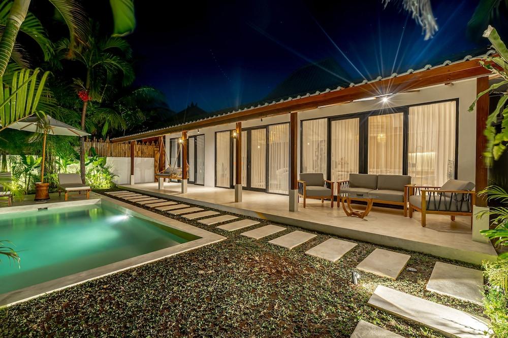 Udara by Evdekimi - Spacious 4br Pool Villa with Lush Garden at Artistic Center of Ubud