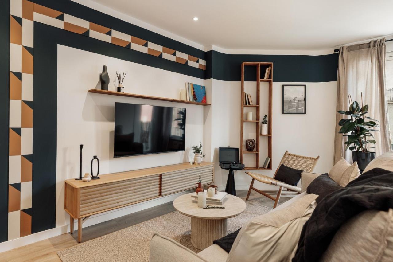 Levent - 3 Bedrooms And Terrace in Sant Antoni 1