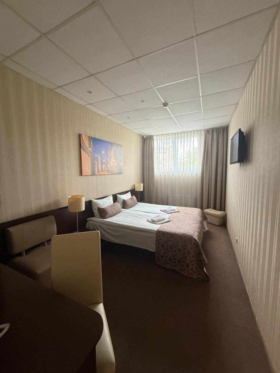 Vilnius City 305 (Adults Only) 1