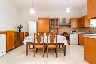 Central House of Ialisos 2