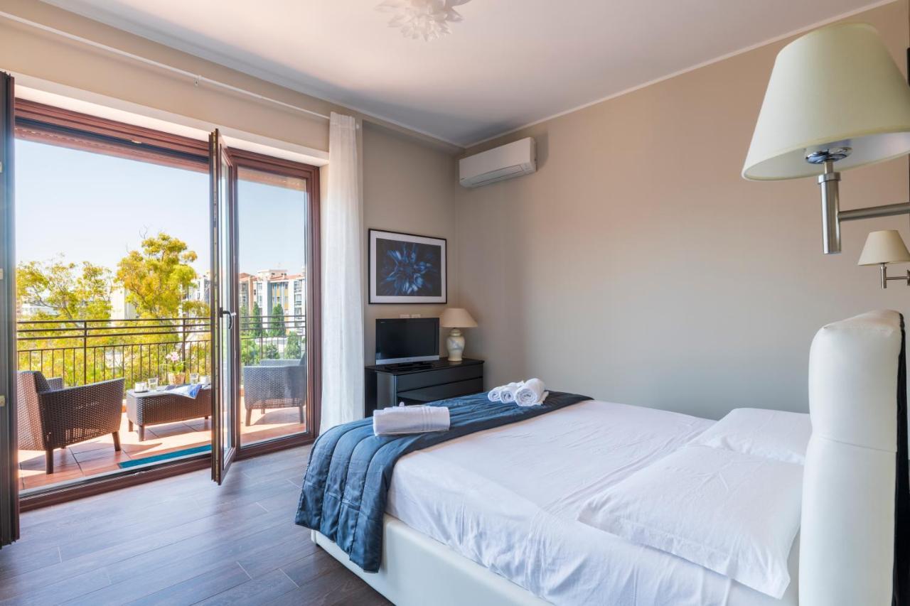 10' From the Sea, Elegant Penthouse with Terrace