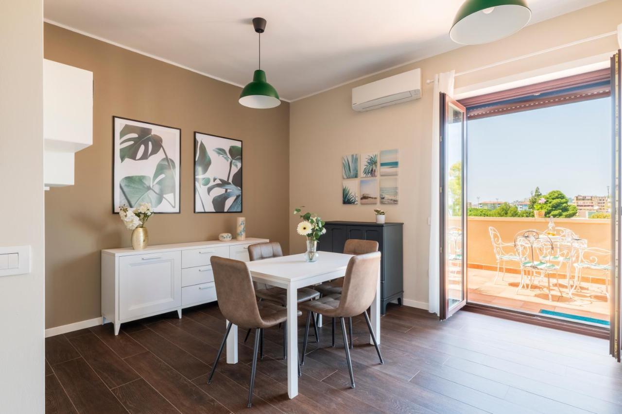 10' From the Sea, Elegant Penthouse with Terrace 2