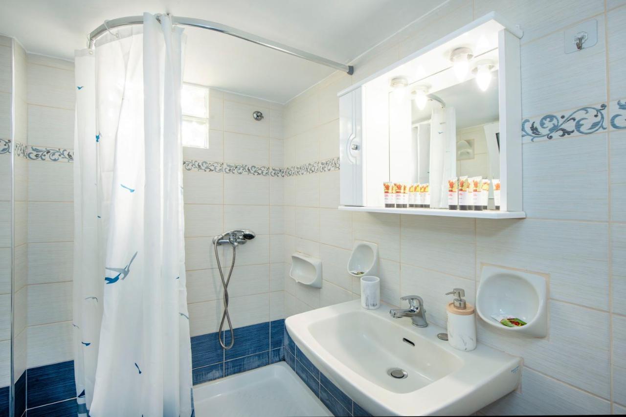 Mandilara Minimal Apartment 1