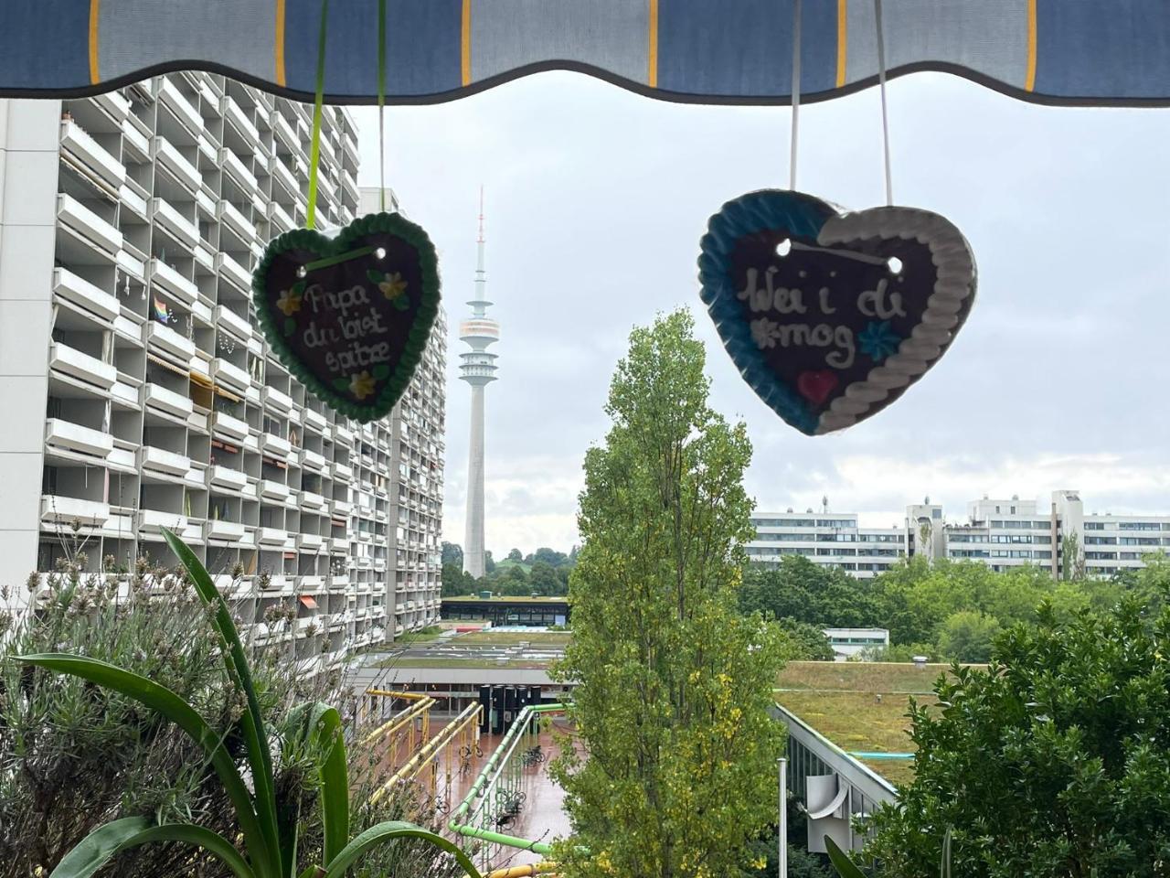 110m2 - 4 Room Oktoberfest Apartment