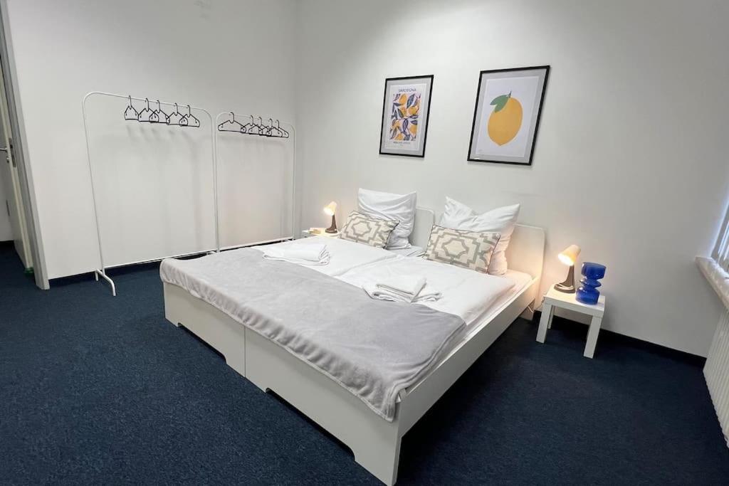 Beckhomes- New, Unique Apartment for 16 People 1