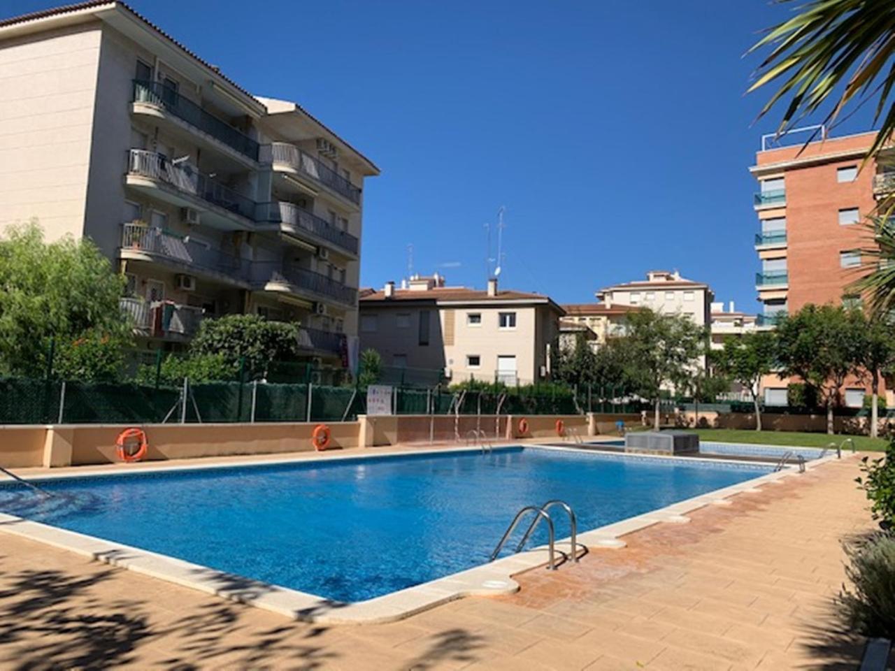 Ground Floor with Private Terrace And Community Area, Platanera