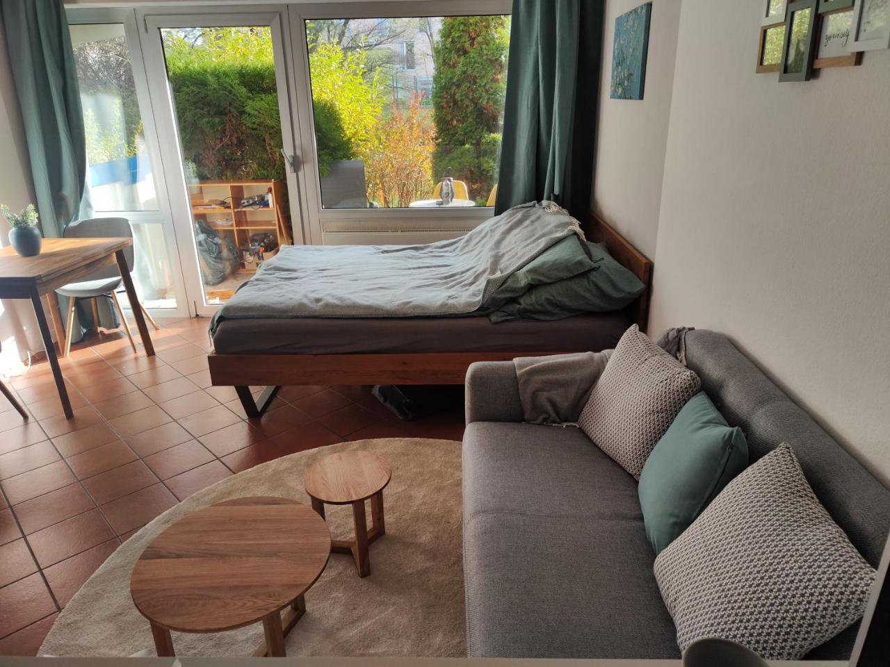 Munich Sun Terrace, Apartment with Lovely Character 2