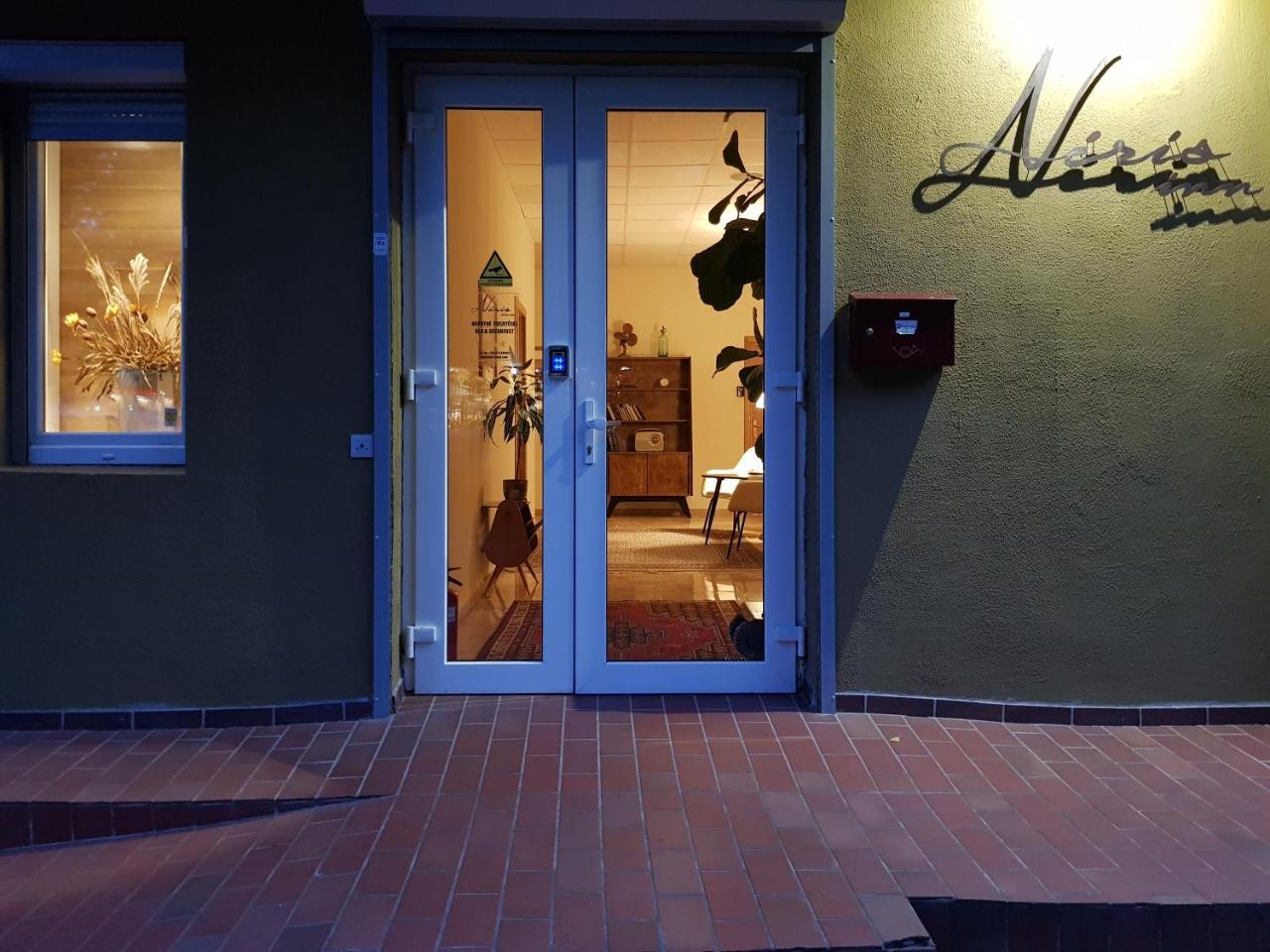 Neris Inn Terraces 2