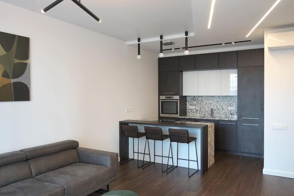 Cozy City Center Apartments (Adults Only)