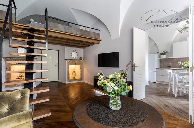 Vaulted Carmelite Apartment