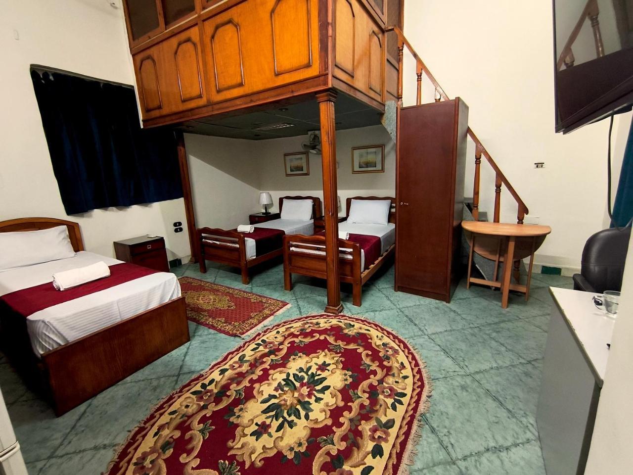 City House Guesthouse