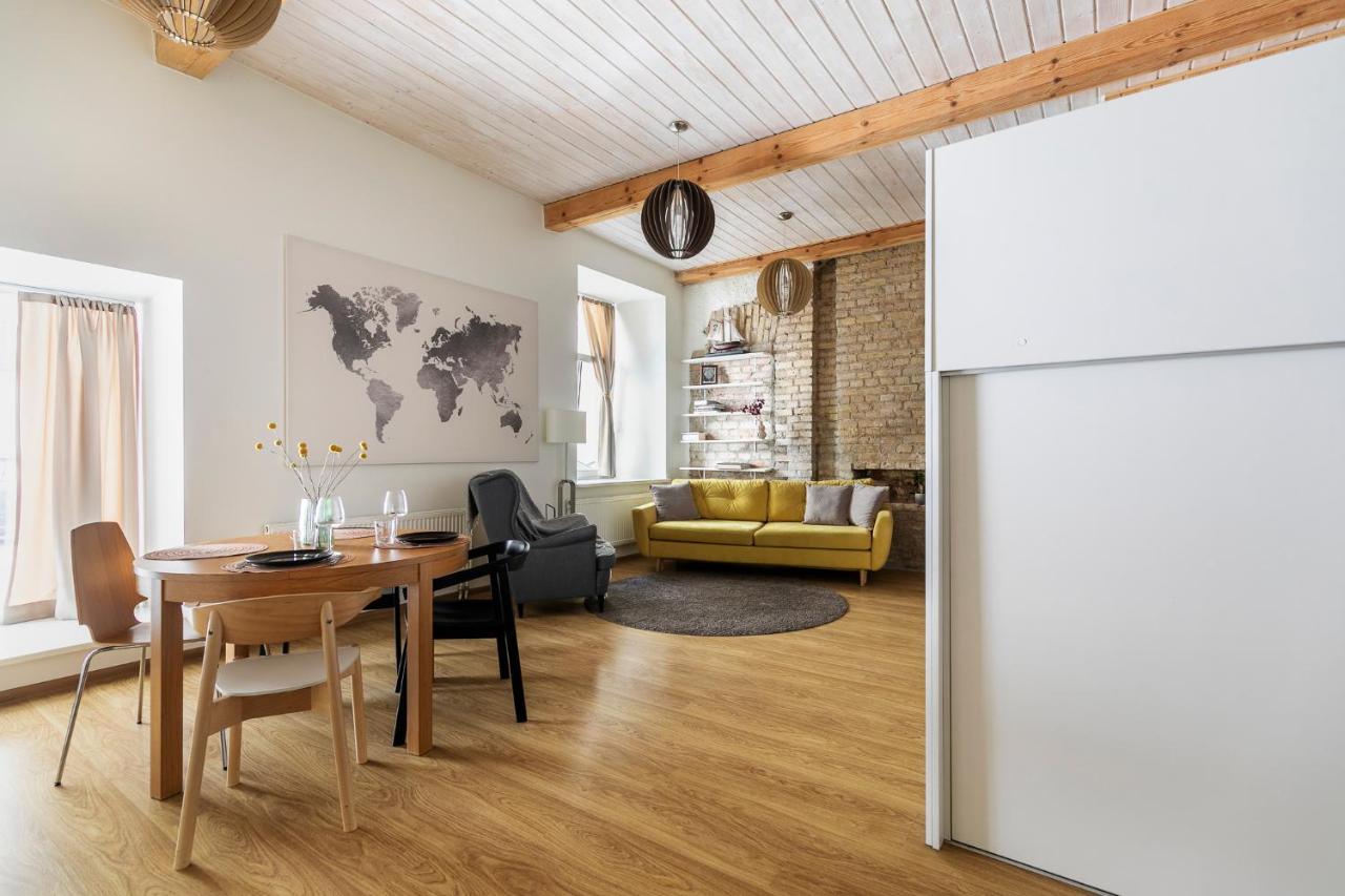 Cozy Studio Apartment Central 1