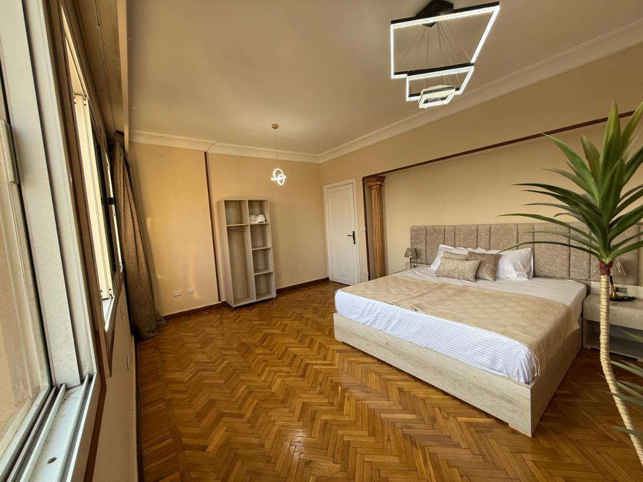 Grand Royal Central Cairo Home